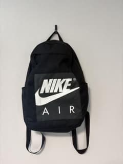 新品未使用 NIKE バックパック ブラックのサムネイル