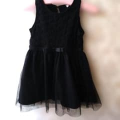 黒いレースワンピース　80センチのサムネイル