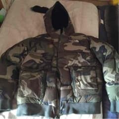 ノースフェイス 迷彩 ダウンジャケット ＸＬ 値下げしました。のサムネイル