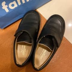 ファミリア　ローファー 黒のサムネイル