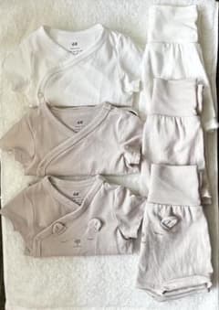 【新品未使用】H&M ロンパース 6枚セット 60 新生児 女の子 男の子のサムネイル