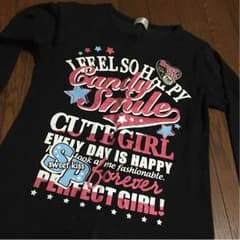 黒長袖Tシャツのサムネイル