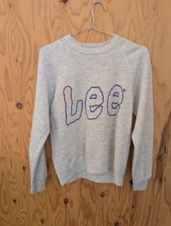 【古着販売】Lee グレー ロゴ刺繍 スウェットのサムネイル