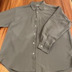 GU シアーオーバーサイズシャツオリーブMのサムネイル