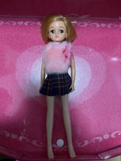 リカちゃん人形のサムネイル