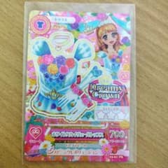 ホワイトスカイヴェールトップス 大空あかり アイカツカード