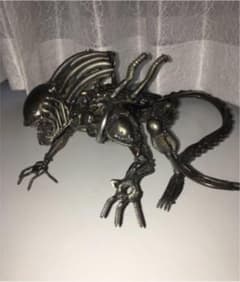 廃材アート　プレデター？（バンコクにて購入）のサムネイル