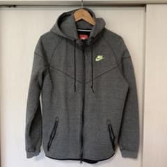 廃盤カラー　テックフリース　ジップパーカー　mサイズのサムネイル