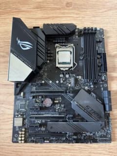 ASUS ROG STRIX Z390-F GAMING + i7-9700F - メルカリ
