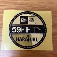 NEWERAニューエラステッカーシール 8 ゴールド　harajuku 原宿のサムネイル