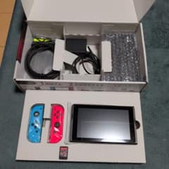 Nintendo Switch 本体 + マリオカート8 デラックスのサムネイル