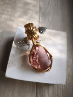 純正シエラ産アンダラクリスタルペンダントトップ　23g　14kgf 純正シエラ産アンダラクリスタルペンダントトップ 23g 14kgf - メルカリ