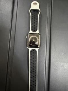 Apple Watch ホワイト スポーツバンドのサムネイル