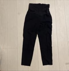 ユニクロ マタニティパンツ 黒のサムネイル
