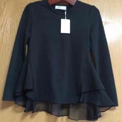 ペプラムトップス♡新品・未使用♡のサムネイル
