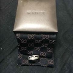 GUCCI指輪のサムネイル