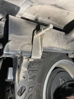 jb23w マフラー　ブラケット　ステーのサムネイル
