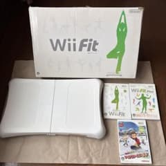 Wii Fit Plus バランスボード 箱あり ソフト3本セット 任天堂のサムネイル