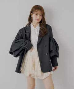 Chico フリルデザインオーバーダブルジャケット - メルカリ