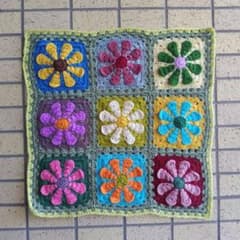 グラニースクエア＊マルチカバー＊レトロフラワー＊40*40 - メルカリ
