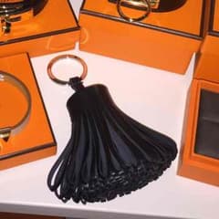 エルメス★カルメン★ほぼ新品のサムネイル