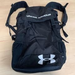 under armorリュックのサムネイル