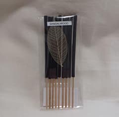 お香×9本入り サンダルウッド MADE IN THAILANDのサムネイル