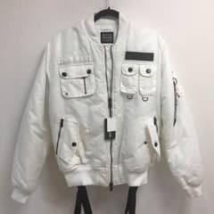 新品未使用 ブラックフレイム ボンバージャケット size Ⅳのサムネイル