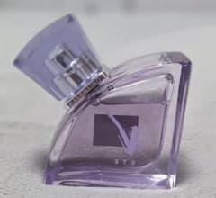 廃盤希少ヴァレンティノ V エテ オードパルファム 50ml VALENTINO 廃盤希少ヴァレンティノ V エテ オードパルファム 50ml VALENTINO