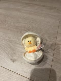 ひよこぬいぐるみ 卵型ポーチ付きのサムネイル