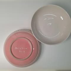 ルクルーゼ ラウンドディッシュ フランボワーズ 2点 - メルカリ