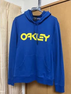 OAKLEY オークリー　パーカー　Mのサムネイル