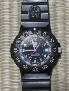 Luminox ネイビーシールズ200M 3001RH.JL 電池切れ - メルカリ