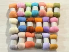 【19色-C】羊毛フェルト 原毛 95g 素材 染めウール Candyセットのサムネイル