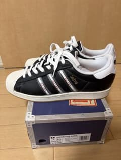 adidas SUPERSTAR KORN 27.0cmのサムネイル