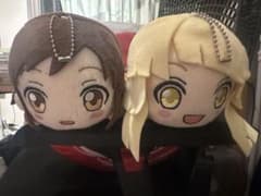 バンドリ　寝そべり ぬいぐるみ 2体セット　弦巻こころ　羽沢つぐみのサムネイル