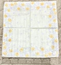 【未使用】花だより　イエロー花柄　ハンカチ　スカーフのサムネイル