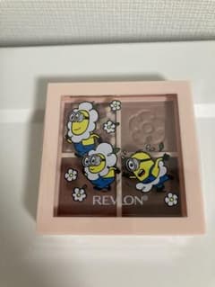 ミニオン　REVLON アイシャドウ クアッド 104 ROSY BROWNのサムネイル