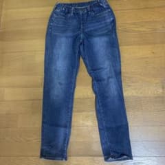 ユニクロ　デニムパンツ　160のサムネイル