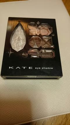 ケイト アイシャドウ✨のサムネイル