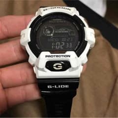 G-SHOCKの時計のサムネイル