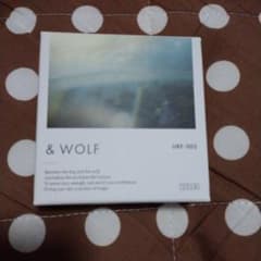 & WOLF セラムリキッドファンデーション light beigeのサムネイル