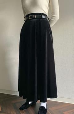 【foufou】ベロアフレアスカートのサムネイル