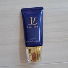 Lumière Valencia Foundation 26g SPF50+のサムネイル
