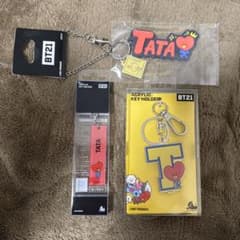 BT21 キーホルダー TATA セットのサムネイル