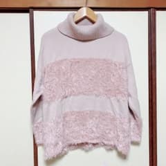 ボアつき♡タートルネック ニットセーターのサムネイル