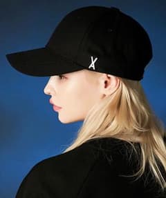 [週末限定最終値下]VARZAR stud logo cap 496 blackのサムネイル