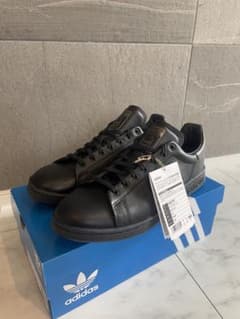 アディダス　スタンスミス　ラックス　lux STAN SMITH LUXのサムネイル