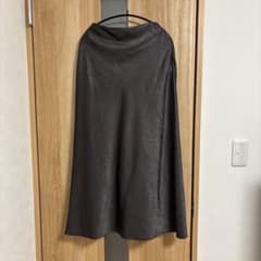 ダークグレー フレアスカートのサムネイル