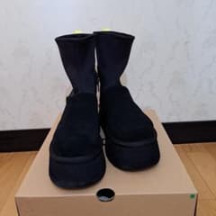 ナナさん専用箱なしUGG ブーツ24センチサイズ - メルカリ